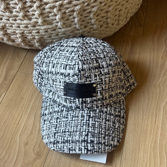 Karl Lagerfeld Monochrome Tweed Cap